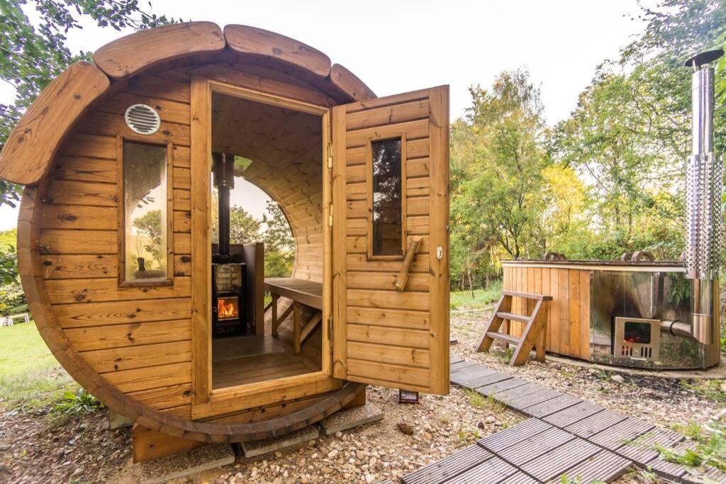 Enjoy Cozy Romance Hills Forest Gardens Views Sauna Whirlpool Bath Jablonne v Podjestedi Exterior photo