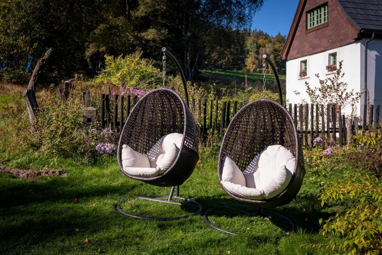 Enjoy Cozy Romance Hills Forest Gardens Views Sauna Whirlpool Bath Jablonne v Podjestedi Exterior photo