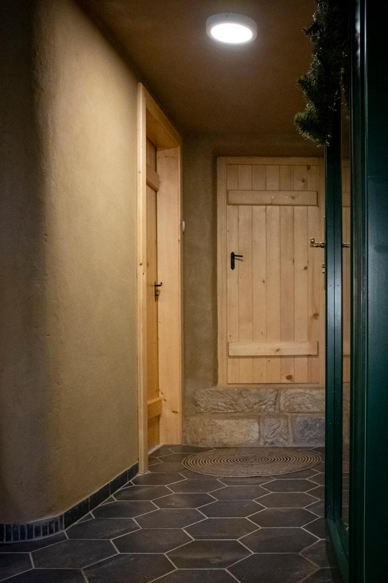Enjoy Cozy Romance Hills Forest Gardens Views Sauna Whirlpool Bath Jablonne v Podjestedi Exterior photo